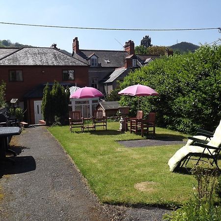 Hillcrest Guest House Llangollen Exterior photo